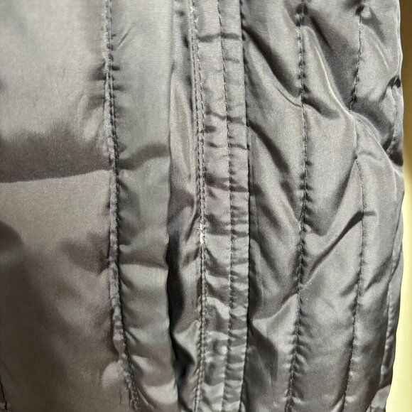 London Fog Down Feathers Coat Women Medium Quilted Puffer Classic Gothic *flaw* - Picture 14 of 15